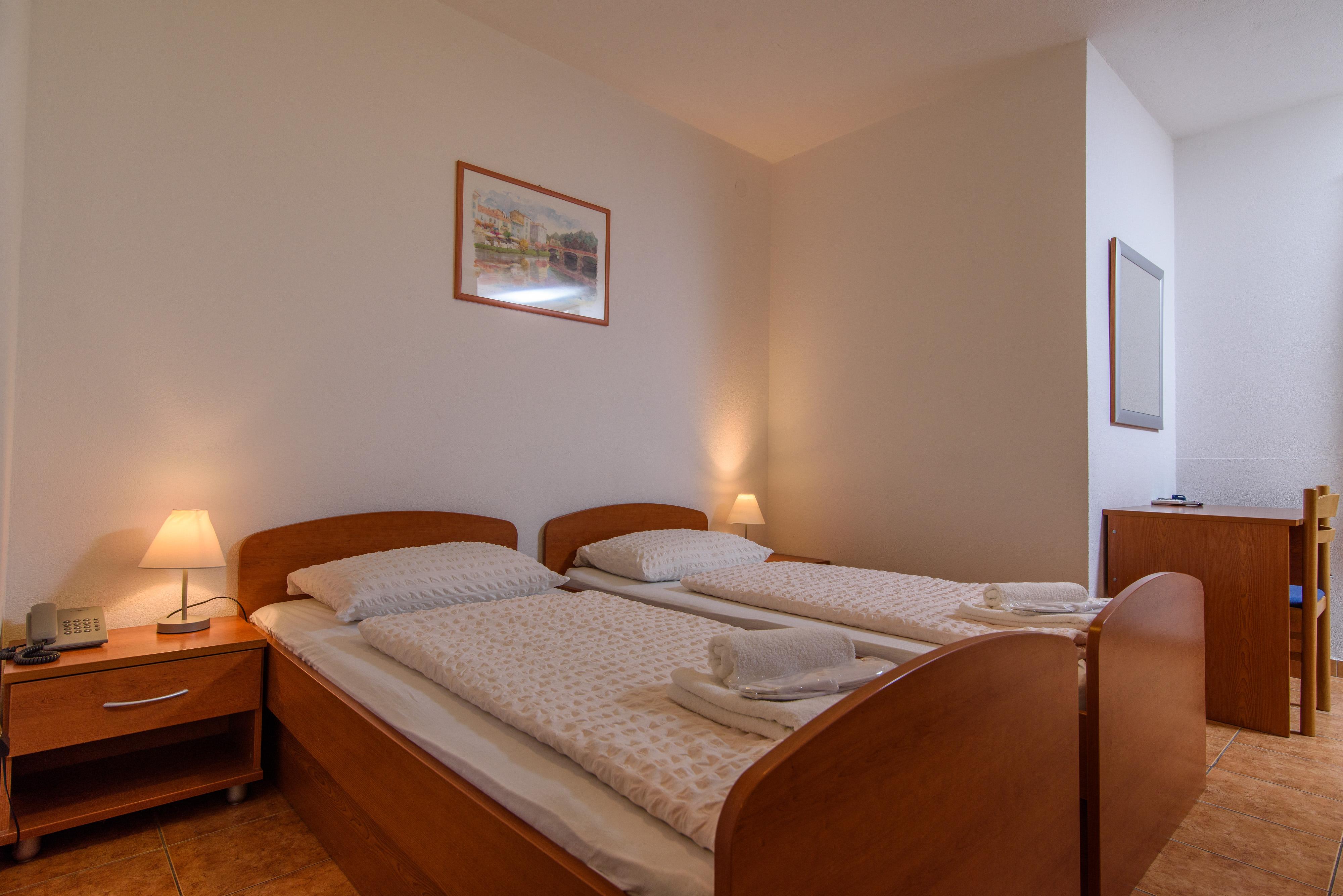 Paula 3* Trogir
