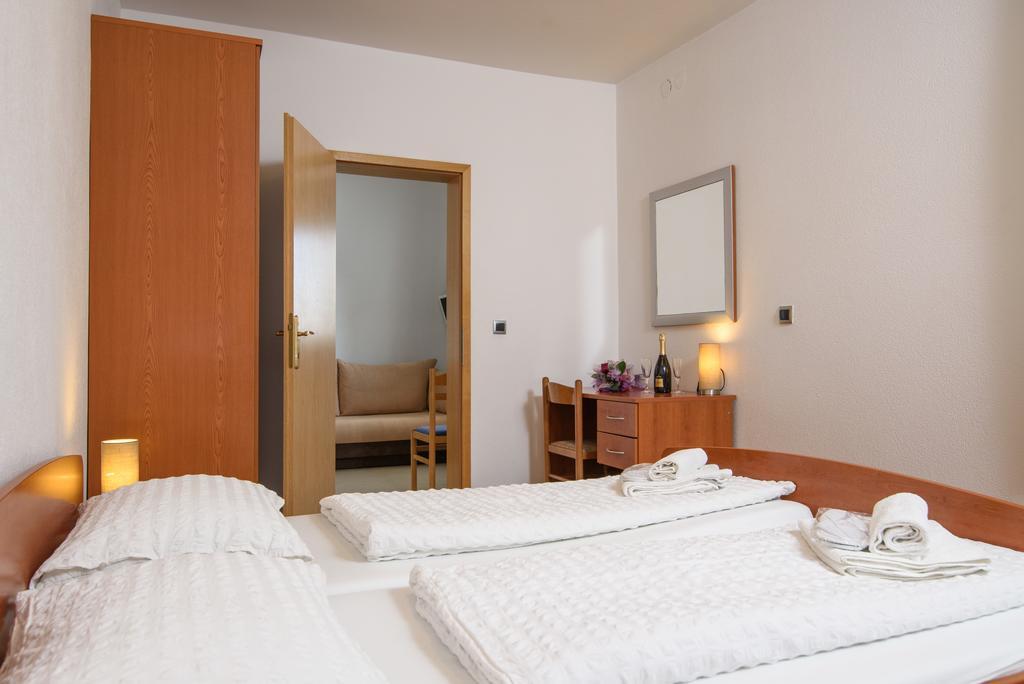 Boutique Paula 3*